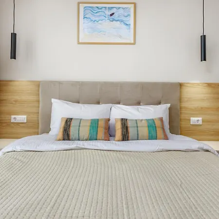 Zephira - Vogh Apartment *