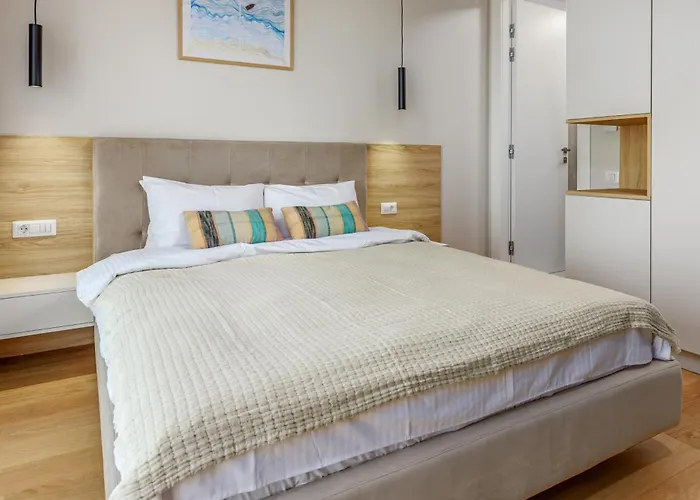 Zephira - Vogh Apartment