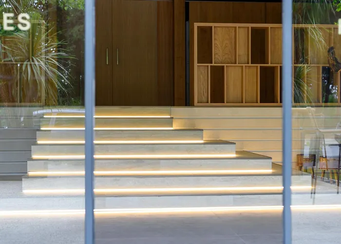 Zephira - Vogh Apartment